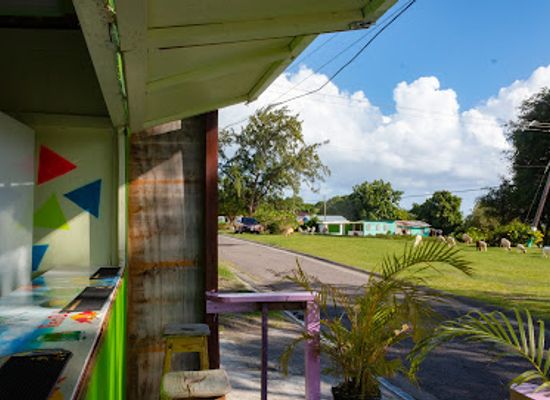 saint-kitts-and-nevis/saint-thomas-middle-island-parish/restaurant/tropixx-bar-grill