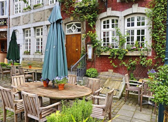 germany/aachen/restaurant/sankt-benedikt