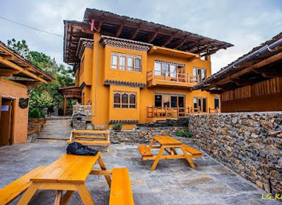 bhutan/punakha-valley/restaurant/hotel-lobesa