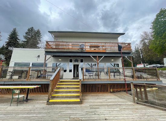 idaho/silver-valley/restaurant/steamboat-grill