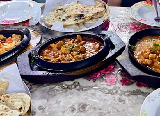 oman/al-hajar-ash-sharqi/restaurant/pakistani-restaurant-jabl-e-kashmir
