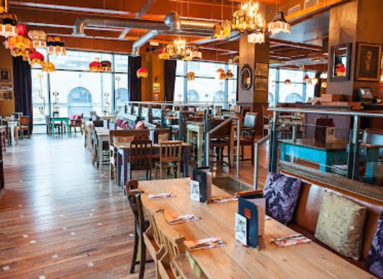 united-kingdom/cardiff/cathays/restaurant/cosy-club