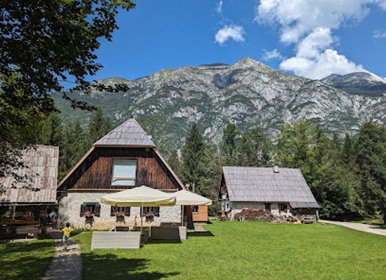 slovenia/triglav-national-park/restaurant/restavracija-pristava-lepena
