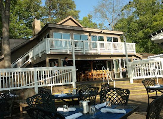 virginia/southern-virginia/restaurant/the-boathouse-at-sunday-park