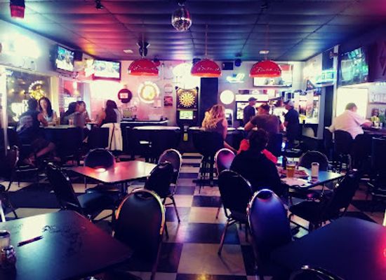 minnesota/saint-cloud/restaurant/shooters-saloon-eatery