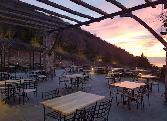 greece/central-macedonia/restaurant/aelios-petra