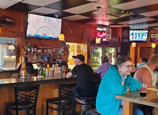 wisconsin/chippewa-valley/restaurant/west-hill-bar-grill