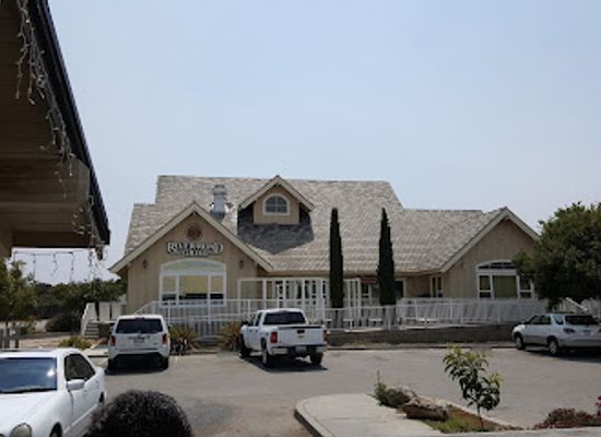 california/salinas-valley/restaurant/mo-s-river-road-grill