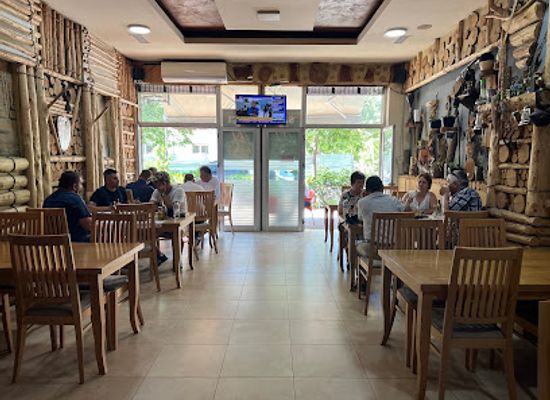 albania/vlora-region/restaurant/taverna-te-saci