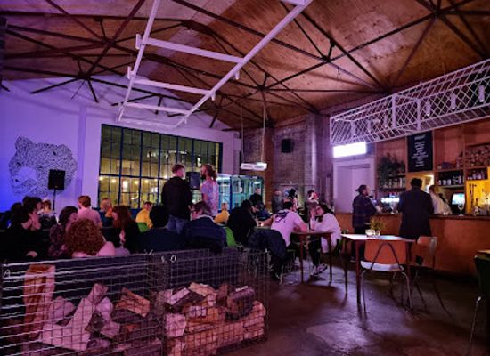 united-kingdom/liverpool/baltic-triangle/restaurant/camp-and-furnace