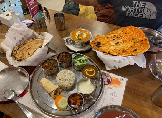 nepal/kathmandu/pashupatinath/restaurant/kailasa-food-sweets