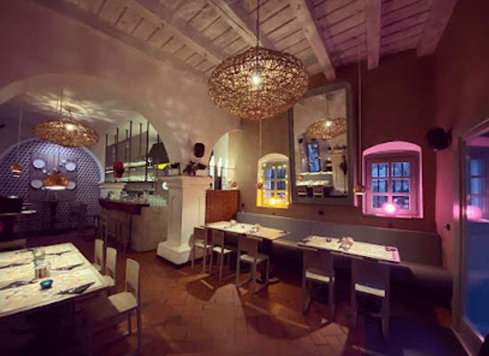hungary/veszprem/restaurant/fricska