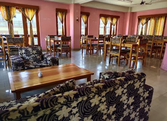 bhutan/paro-valley/restaurant/paro-restaurant-indian-food