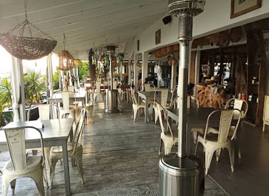 mozambique/maputo-city/restaurant/dhow