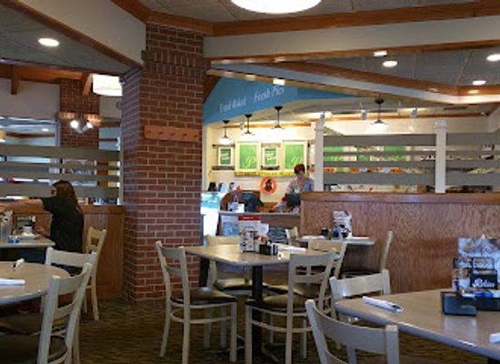 kansas/topeka/restaurant/perkins-restaurant-bakery