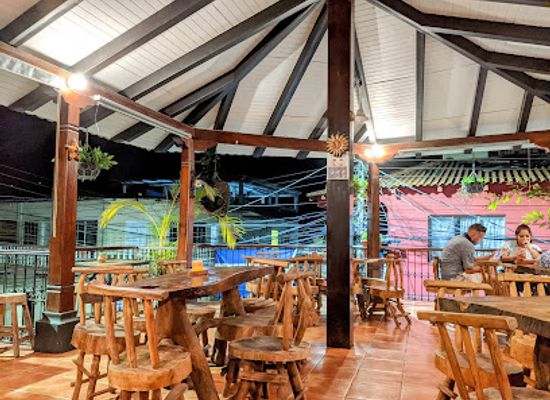 honduras/copan-ruinas/restaurant/pollos-la-kz