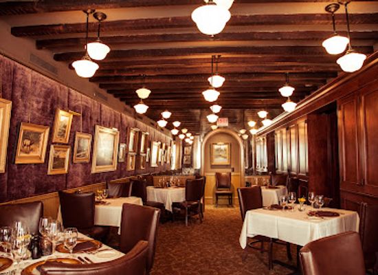 south-carolina/charleston/historic-district/restaurant/halls-chophouse