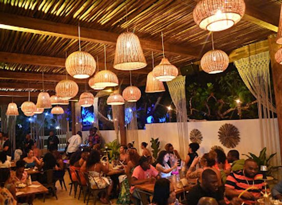turks-and-caicos-islands/west-caicos/restaurant/aziza-restaurant-lounge-turks-caicos-providenciales