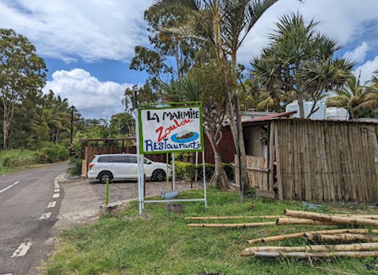 mauritius/chamarel-coloured-earth/restaurant/la-marmite-de-chamarel