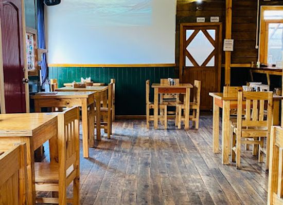 chile/puerto-natales/restaurant/base-camp-pizzeria