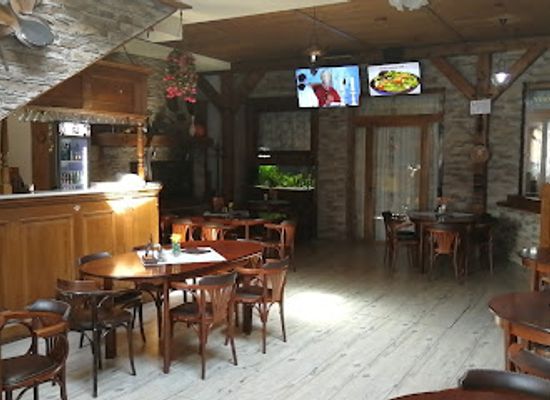 slovakia/trencin/restaurant/country-pub-bowling-grill