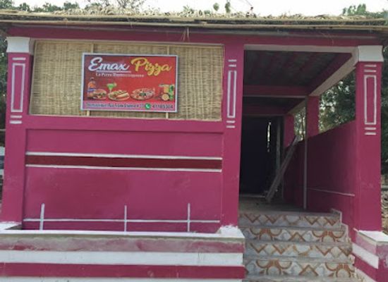 haiti/hinche/restaurant/emaxpizza