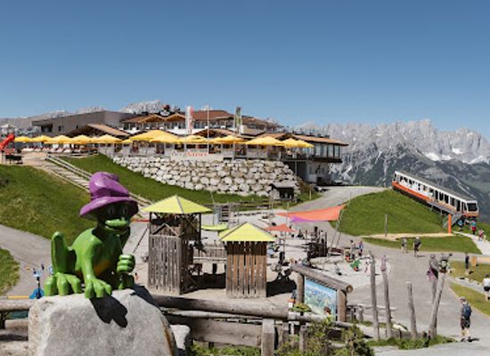 austria/kaiser-mountains/restaurant/restaurant