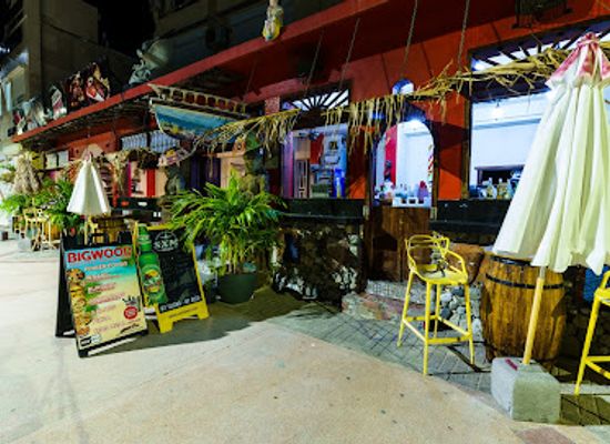 sint-maarten/philipsburg-boardwalk/restaurant/bigwood