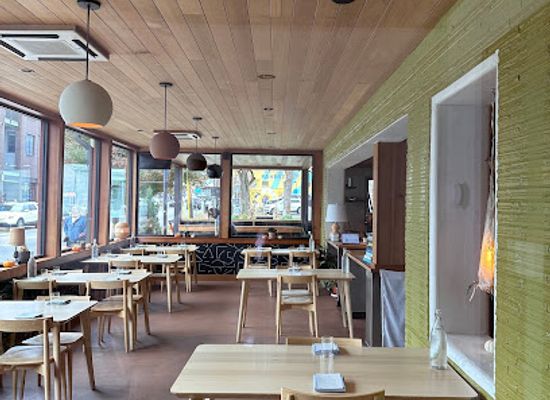 tennessee/central-middle-tennessee/restaurant/locust