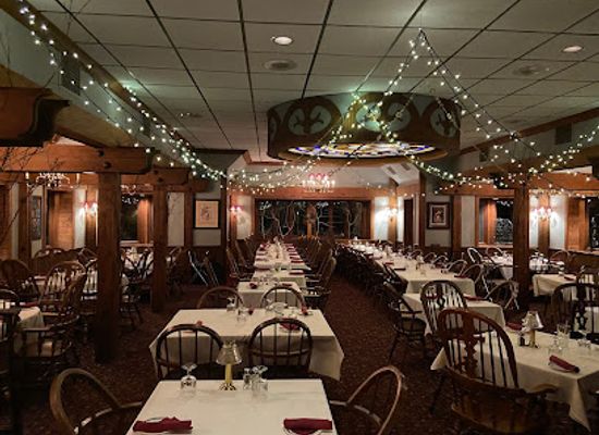 wisconsin/door-peninsula/restaurant/the-english-inn