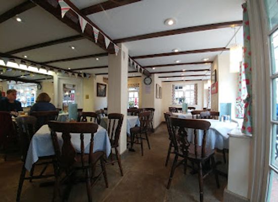united-kingdom/whitby/restaurant/monks-haven