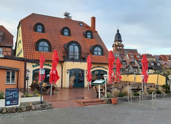 germany/pomerania/restaurant/kleines-hafenrestaurant-marina-eldenburg