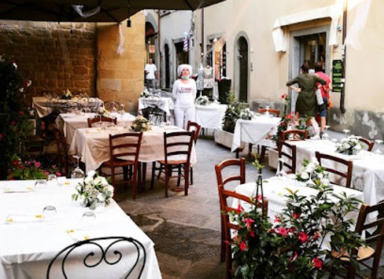 italy/arezzo/restaurant/osteria-il-grottino