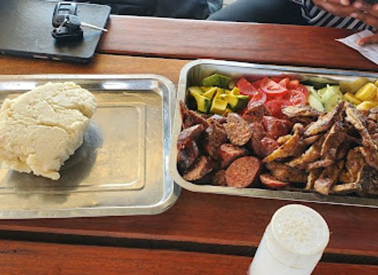 zimbabwe/matabeleland-north/restaurant/dee-noe-deli-and-grill