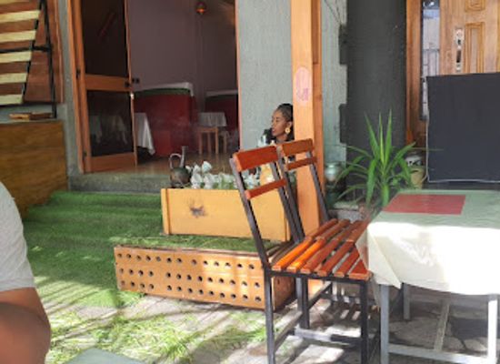 ethiopia/gondar/restaurant/ever-food-zone