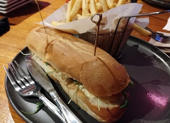 trinidad-and-tobago/caroni/restaurant/avala