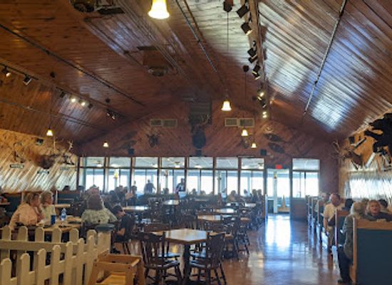 maine/southern-maine-coast/restaurant/clambake-seafood-restaurant