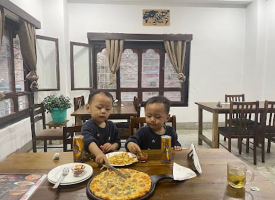 bhutan/trashigang-district/restaurant/chick-a-zaa