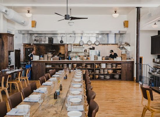 kansas/high-plains/restaurant/fox-and-pearl