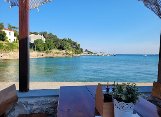 croatia/kvarner/restaurant/restaurant-neptun