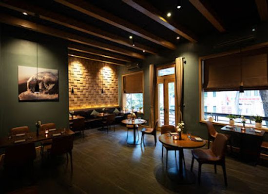 vietnam/hanoi/restaurant/t-u-n-g-dining