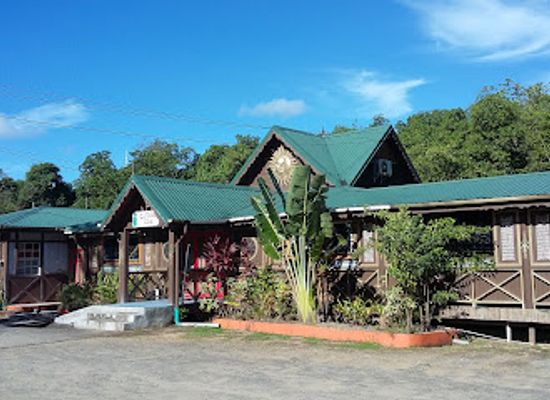 saint-lucia/anse-la-raye-quarter/restaurant/jj-s-paradise
