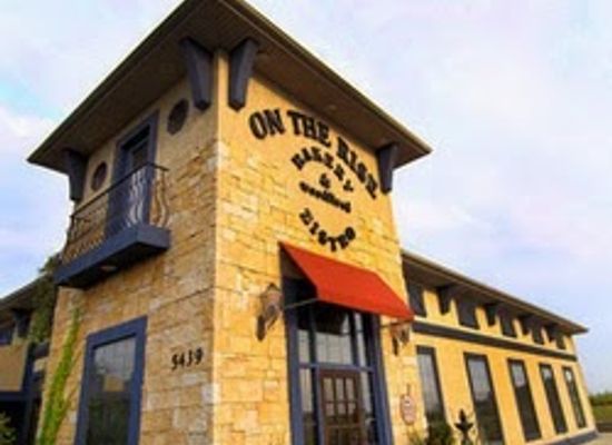 missouri/lake-of-the-ozarks/restaurant/on-the-rise-restaurant