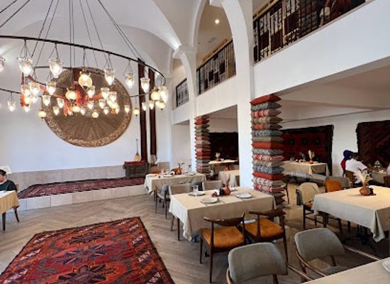 kazakhstan/turkestan-region/restaurant/sandyq-restaurant