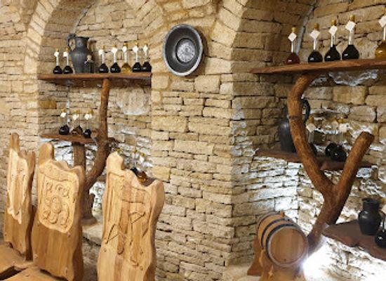 moldova/sipot-falls-natural-monument/restaurant/popasul-dacilor