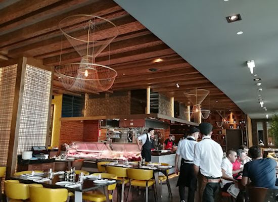 united-arab-emirates/abu-dhabi-region/restaurant/nusr-et-steakhouse-abu-dhabi