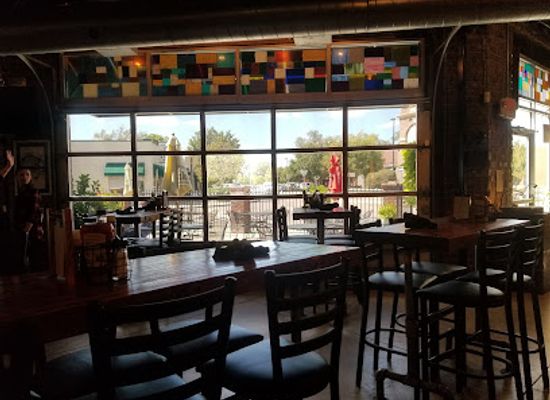 kansas/osage-cuestas/restaurant/the-monarch