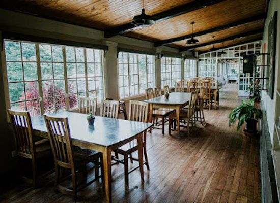 kenya/turkana-basin/restaurant/muna-tree-cafe-at-brackenhurst