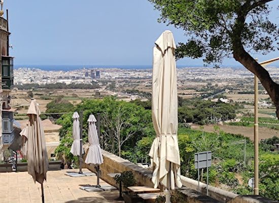 malta/buskett-gardens/restaurant/step-15