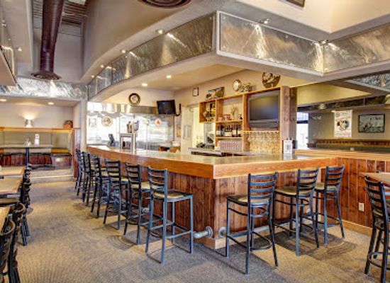 montana/the-cabinet-mountains/restaurant/mackenzie-river-pizza-co